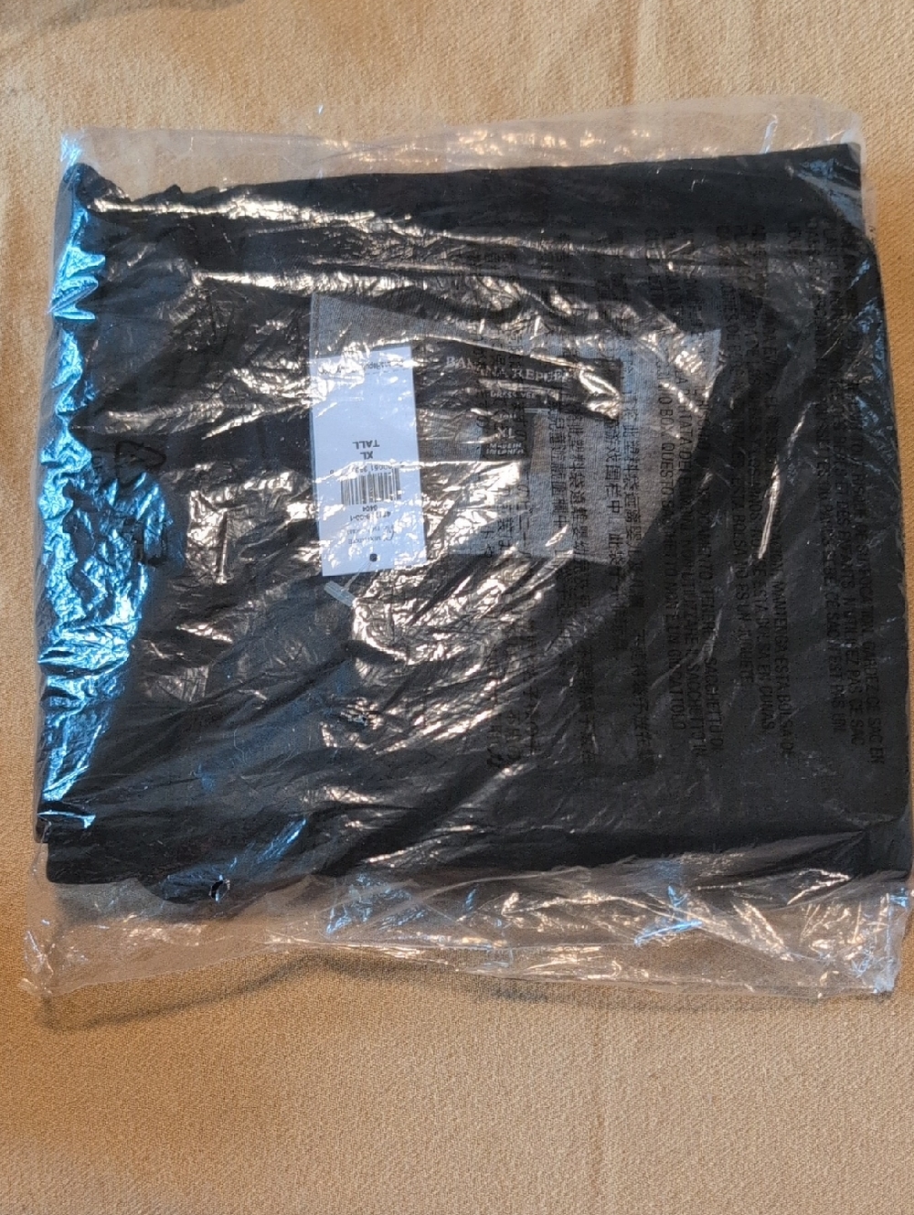 Banana Republic Black XLT Tall V-neck Tee with Retail Tag